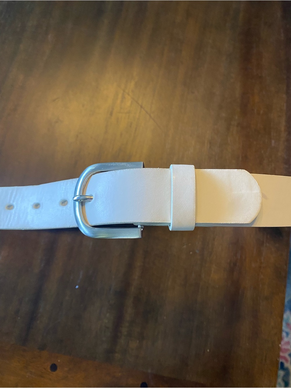 Women’s White Belt with Silver Buckle